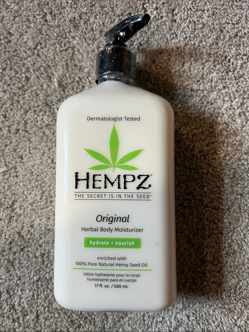 Hempz Original Herbal Body Moisturizer - White & Green Accents